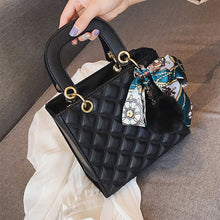 Load image into Gallery viewer, Crush On You Handbag
