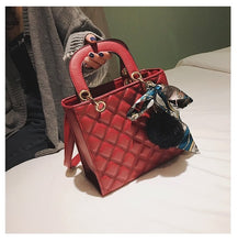 Load image into Gallery viewer, Crush On You Handbag
