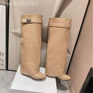 Shark Lock Decor Wedge Heel Boots